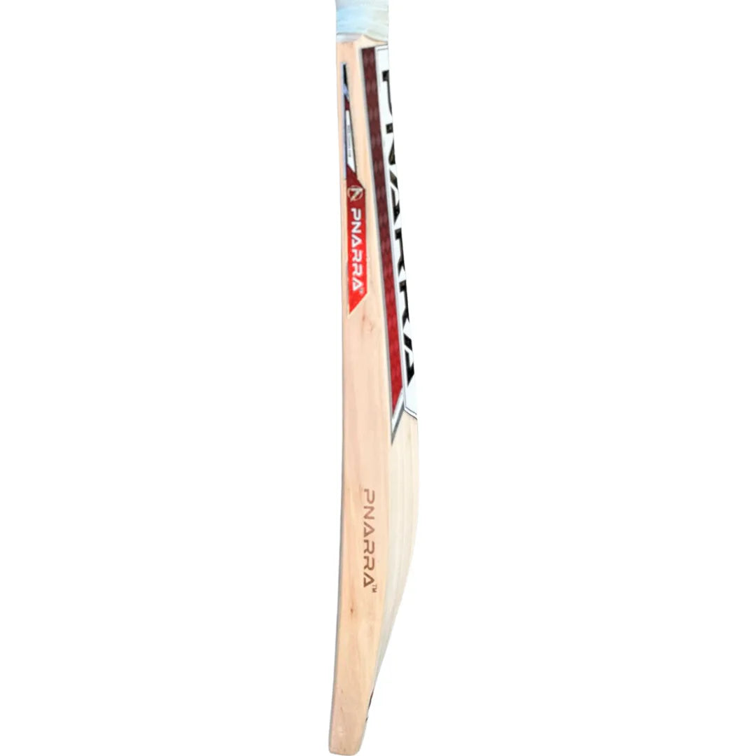 PNARRA SIGNATURE English willow cricket bat – detail view
