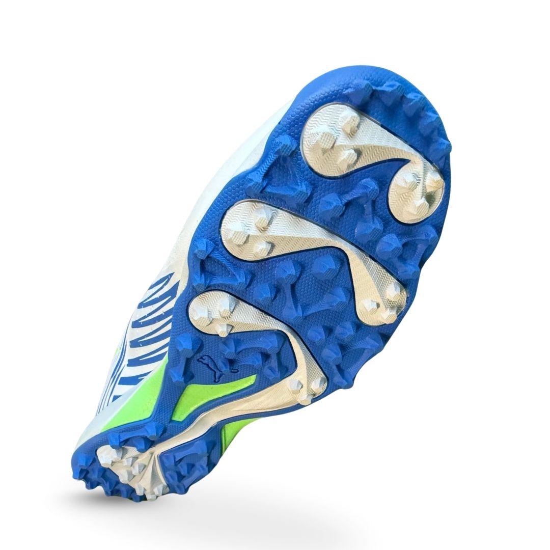 PUMA 22 FH Rubber Cricket Shoes