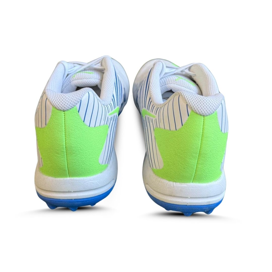 PUMA 22 FH Rubber Cricket Shoes