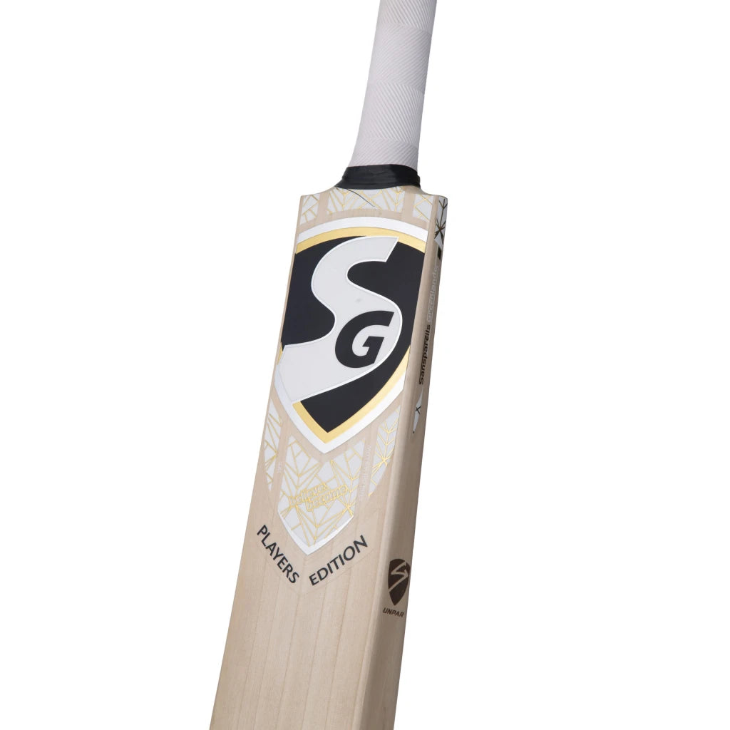 Full Size Length: A full-length view of the cricket bat (85.7 cm), designed for adult players seeking a professional-grade tool.